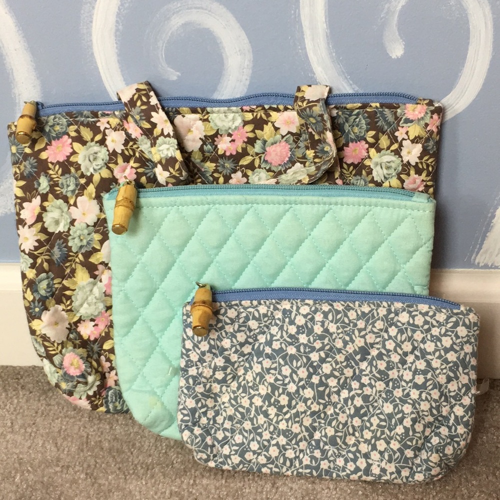 3–pc travel cosmetic bag bundle 🌸